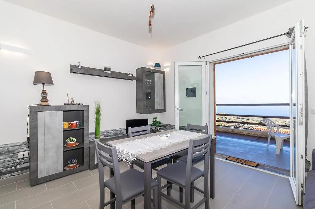 Appartamento Trilocale Vista Mare Ft4 Cascabraga アパート